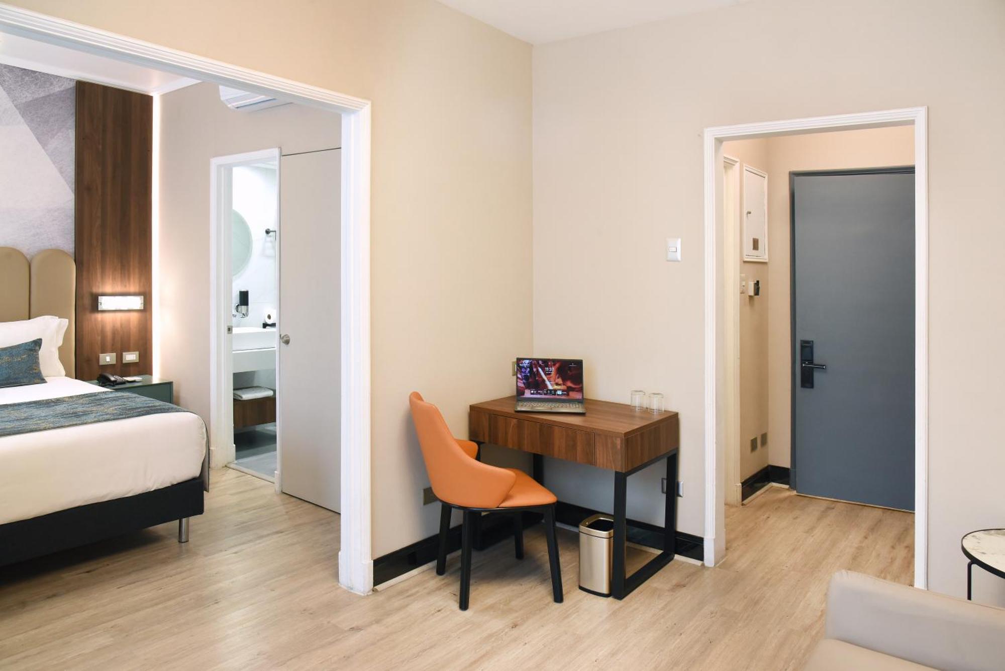 Hotel Hw Express Сантьяго Экстерьер фото